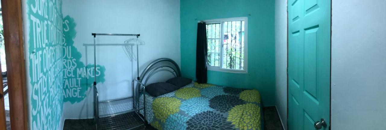 Soursop Hostel Cueta 外观 照片